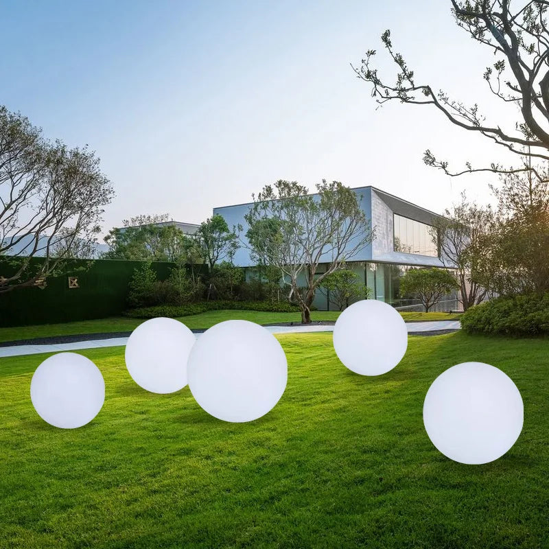 LumiGlow LED Gartenkugel – Farbwechselnde Deko für Pool & Garten