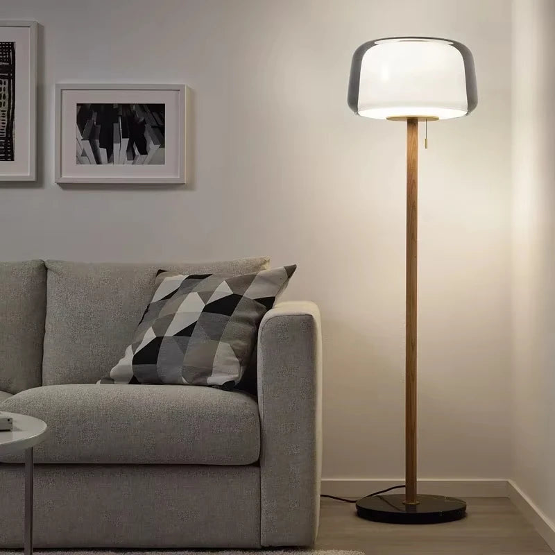 LumoGlass – Moderne Glas-Stehlampe