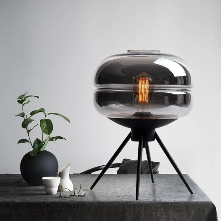 Stella Tripod - Modern table lamp with glass shade