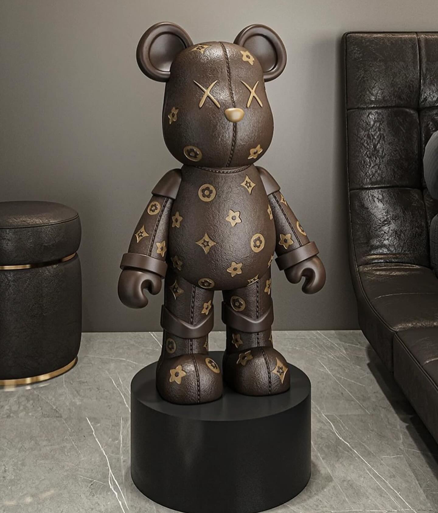 xBear LV Lebensgroße Designer Bärenskulptur